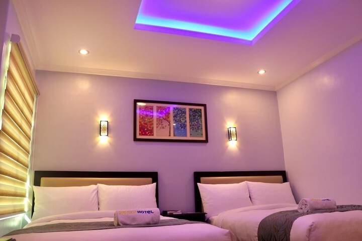Room 13 of 47