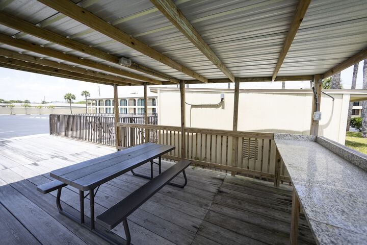 BBQ/picnic area