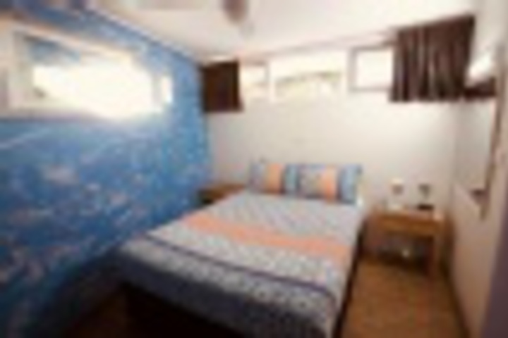 Room 64 of 228