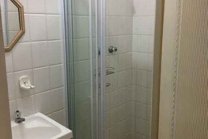 Room 3 of 18