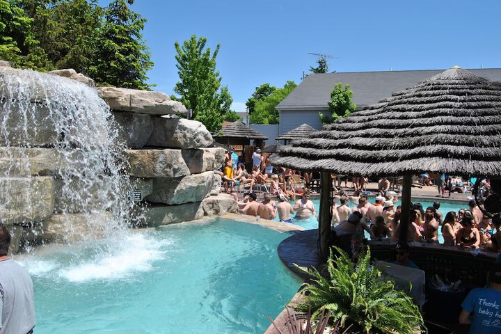 Pool 32 of 59