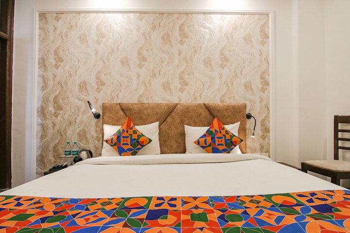 Room 19 of 36