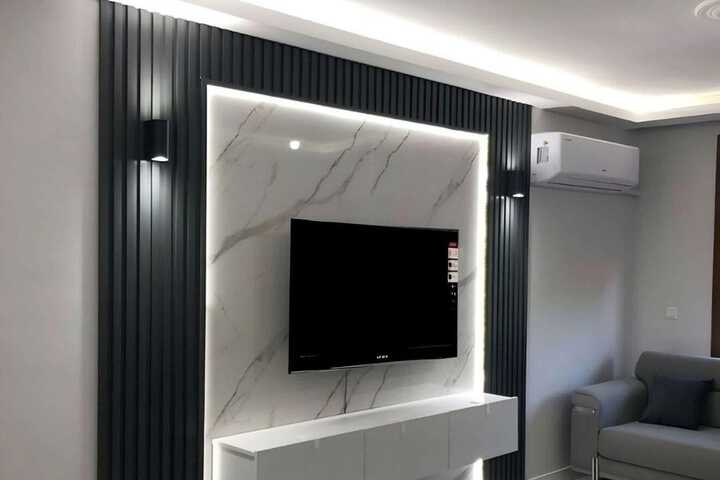 Room 2 of 11