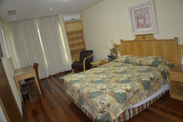 Room 27 of 70