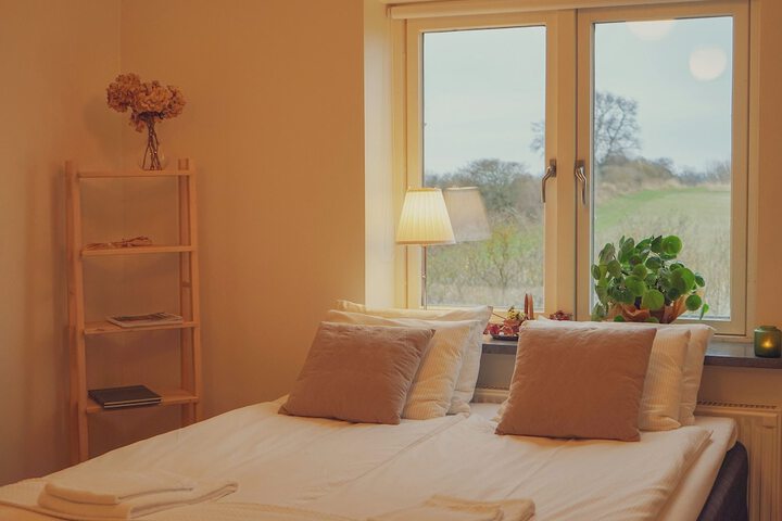 Room 7 of 42