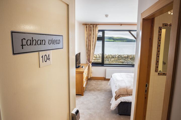 Room 10 of 50