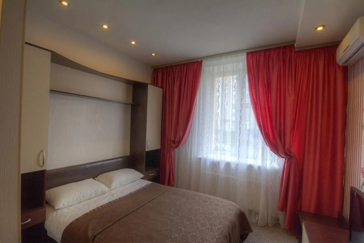 Room 19 of 29