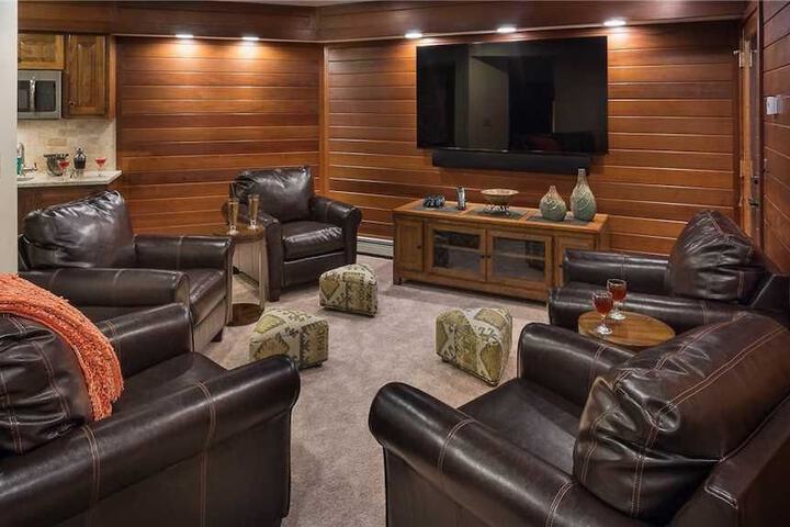 Room 15 of 25