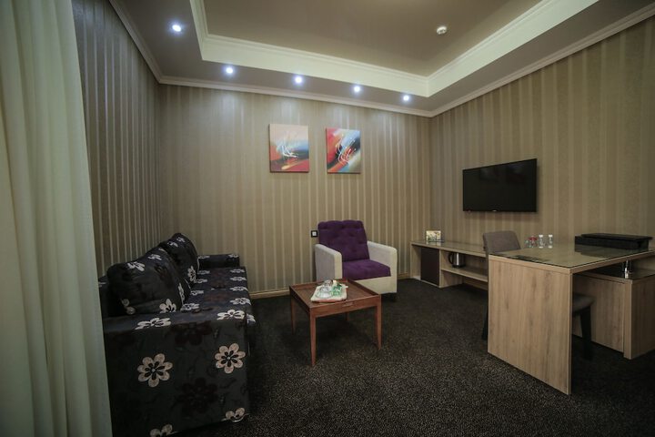 Room 20 of 44