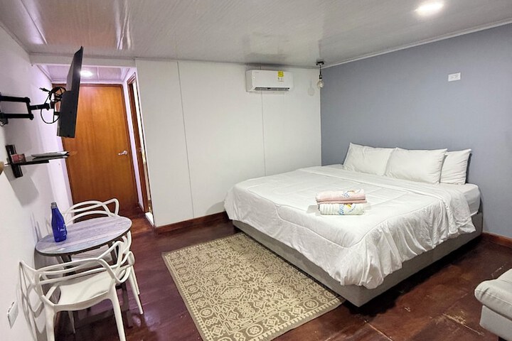 Room 14 of 71
