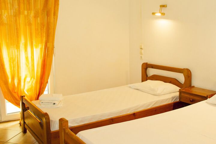 Room 4 of 29