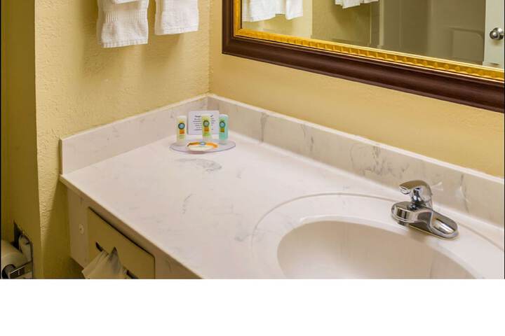 Room 14 of 20