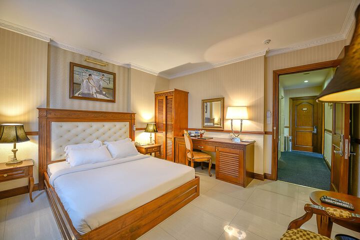 Room 16 of 45