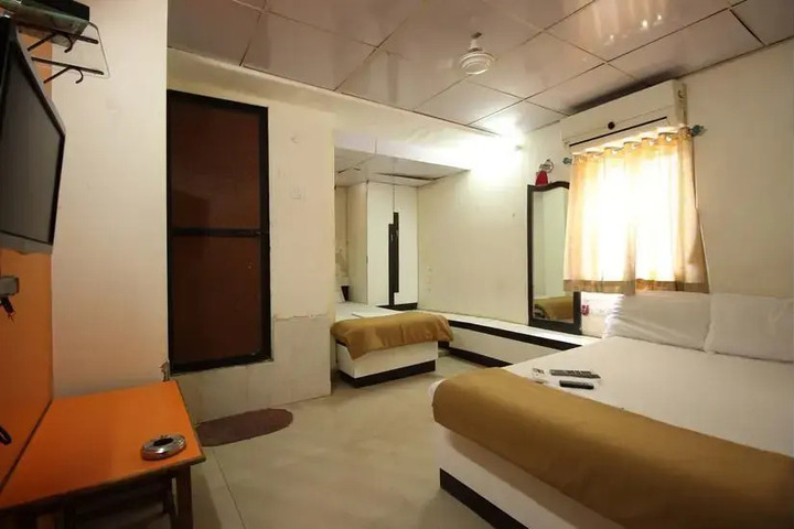 SANA RESIDENCY