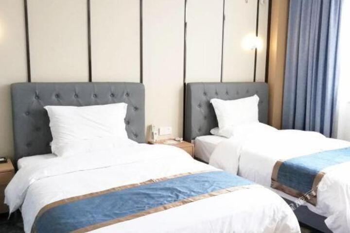 Huayuan Hotel