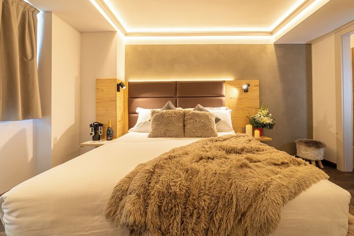 Room 38 of 288