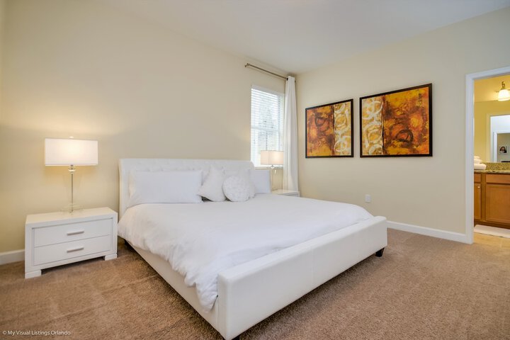 Room 9 of 50