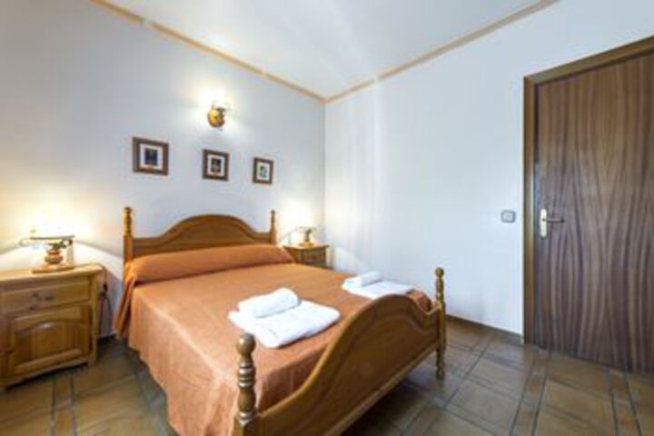 Room 17 of 39