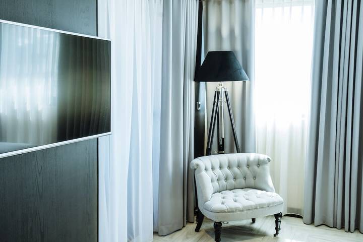 Room 128 of 243
