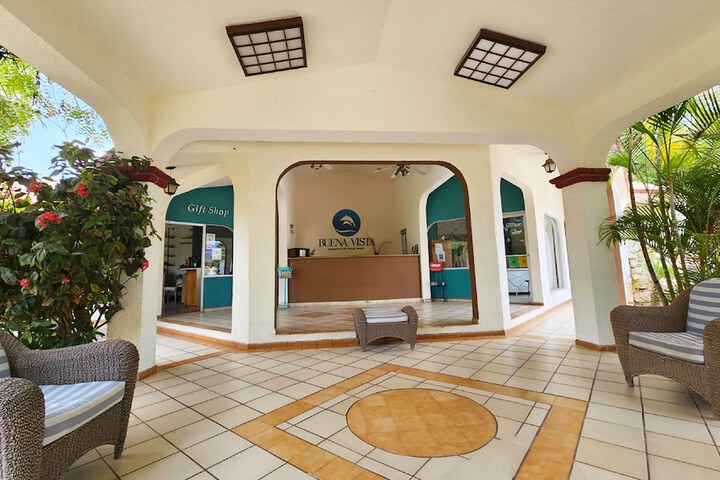 Hotel Interior 2 of 108