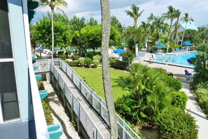 Image of Surfrider Beach Club