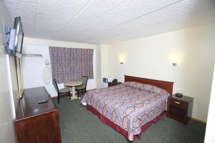 Room 5 of 26