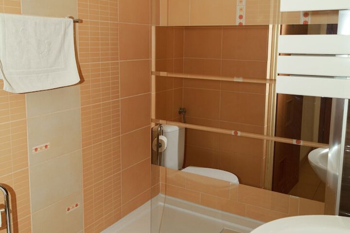 Room 26 of 36