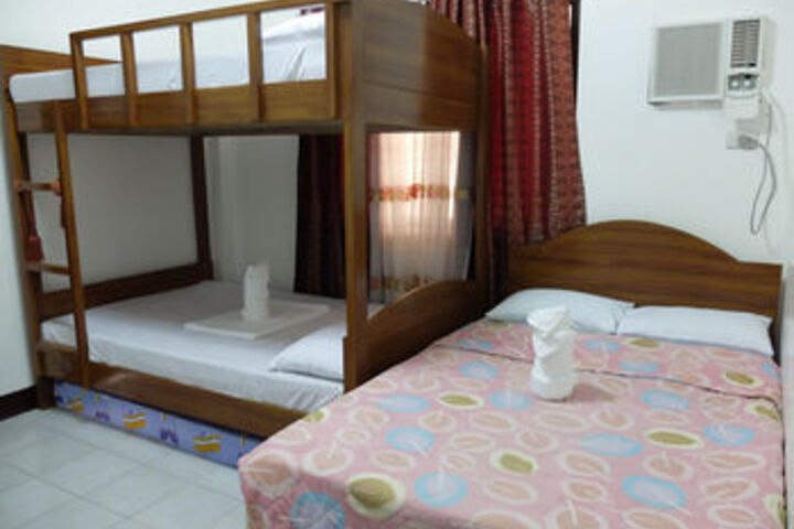 Room 40 of 68