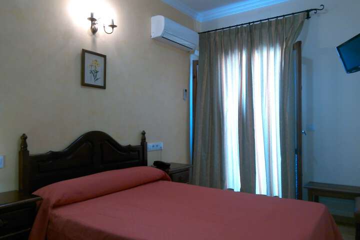Room 5 of 48