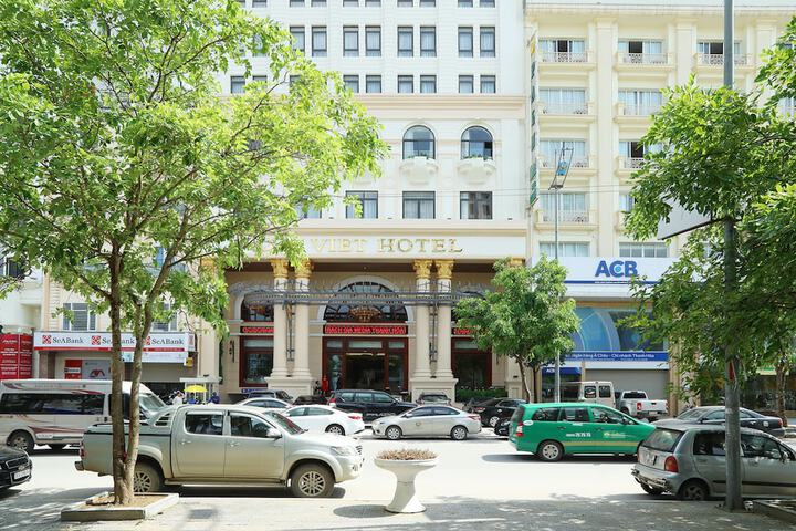 Exterior of Dai Viet Hotel