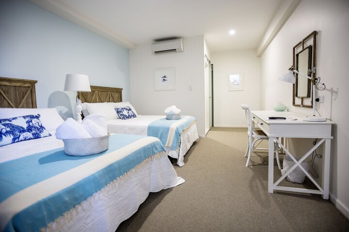 Room 5 of 48