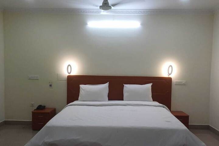 Room 38 of 95