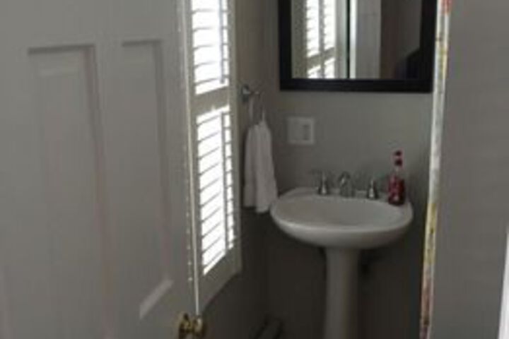 Room 2 of 42
