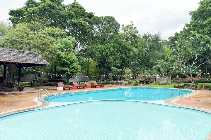 Pool 36 of 55