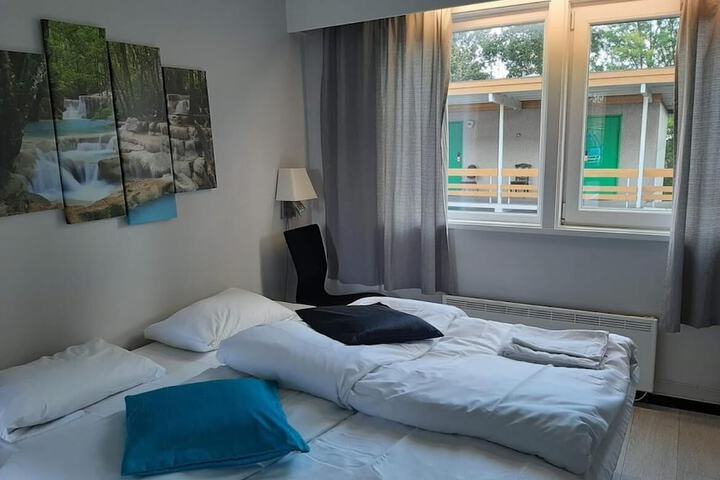 Room 12 of 34