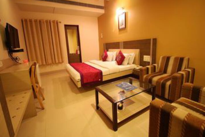 Room 19 of 28