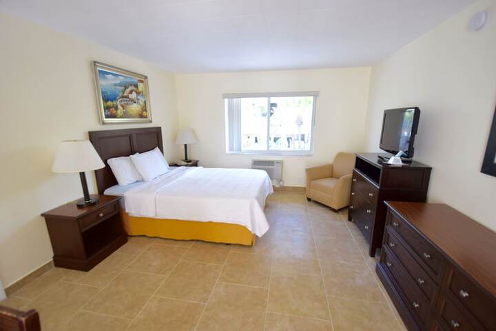 Room 8 of 60
