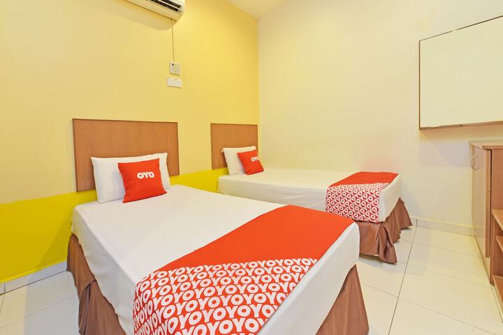 Room 18 of 23