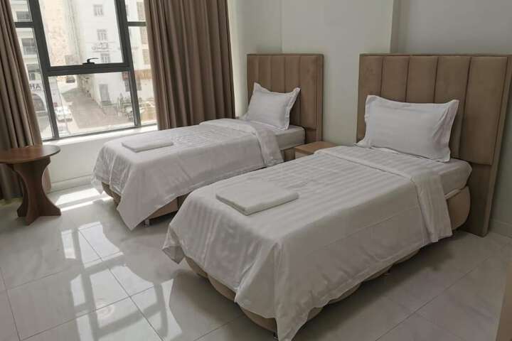 Room 8 of 17