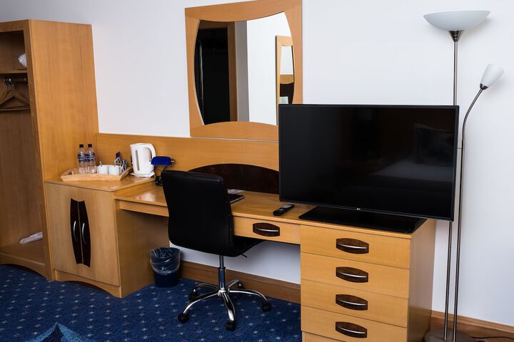 Room 3 of 39