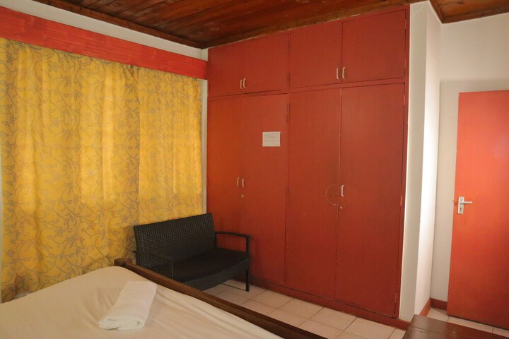 Room 5 of 22