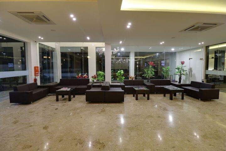 Hotel Interior 6 of 36
