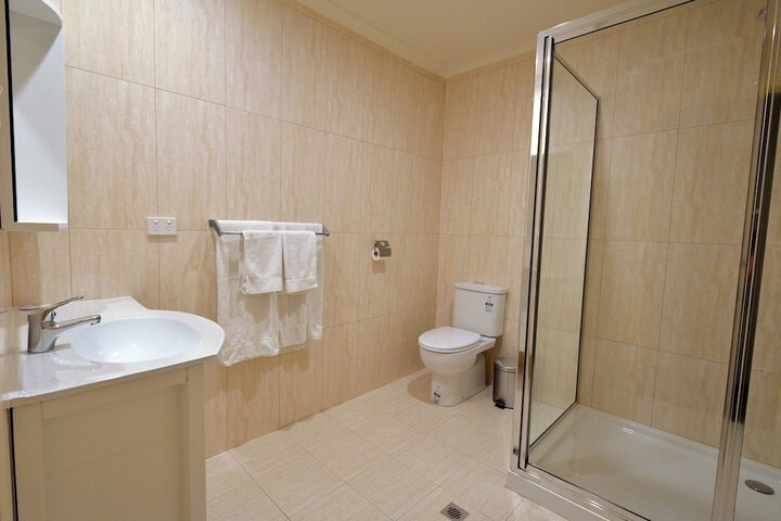 Room 9 of 21