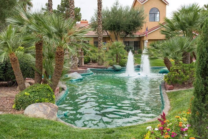 Westgate Flamingo Bay Resort Las Vegas | Bookonline.com