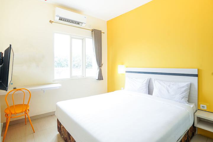 Room 32 of 82