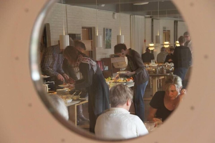 Dining 25 of 68
