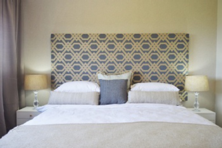 Room 106 of 192