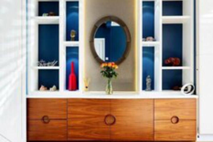 Room 10 of 30