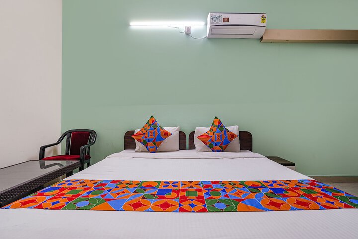 Room 18 of 27