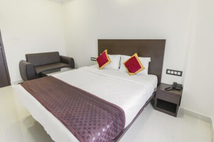 Room 18 of 21